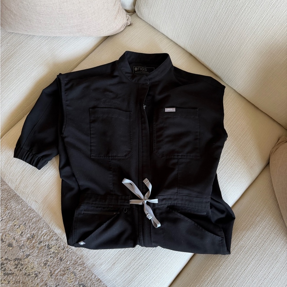 Black Rafaela Figs Cargo ScubJumpsuit XS - Picture 2 of 4